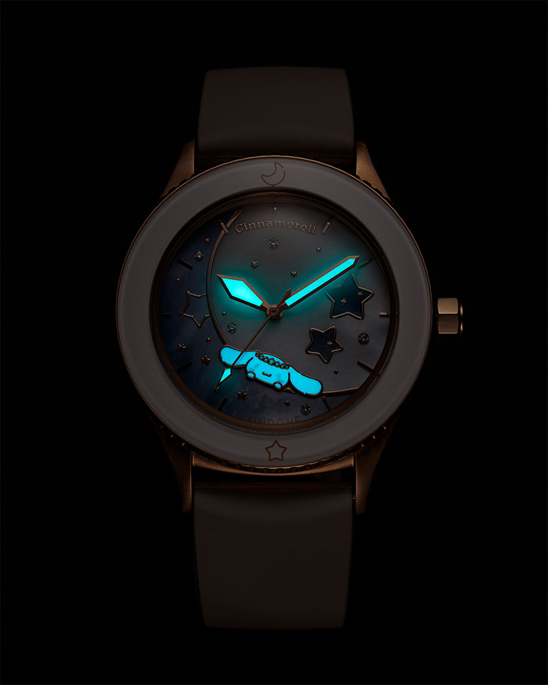 UNDONExシナモロール 腕時計 ドリーミーベージュ